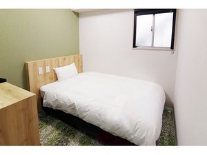 セミダブルルーム