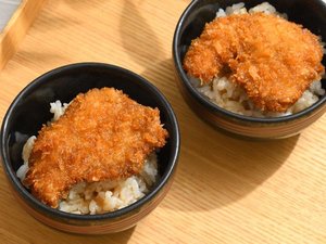 The 10 朝食ブッフェご当地グルメ「新潟タレかつ丼」