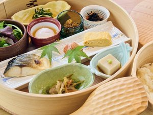 朝食 一例