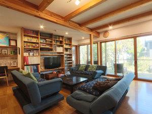 �Q�X�g�n�E�X���[���̎{�ݎʐ^1