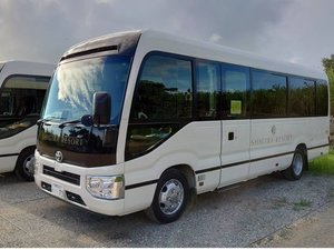 【リゾート巡回シャトルバス】各施設を結ぶシャトルバスを9:00〜22:00の間運行。(※詳細は公式サイトへ)