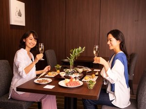 飛騨高山の食材をあしらった前菜、飛騨高山のお肉、飛騨産コシヒカリ、漬物など、飛騨高山の食材を使用。