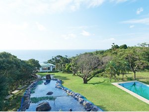 【鹿児島県屋久島の高級大型貸し別荘・コテージ・ログハウス】ホテル楽園