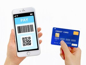 各種クレジット・QR・電子マネー対応!