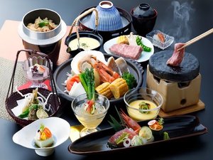 地元出身のシェフが趣向を凝らした『旬味覚会席』那須の食と旬の食材の融合をお楽しみください