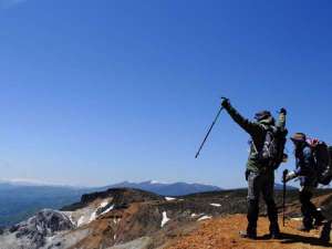 Climbing/登山:安達太良山の上に広がる「ほんとの空」