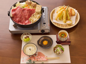 ・【夕食一例】日本全国の旬の食材をご堪能いただけるご夕食です。心ゆくまでご堪能ください
