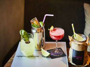 MOXY�̃I���W�i���J�N�e����