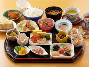 朝食(和食盛り付け例)