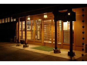 柔らかく温かな光で星空観察からの帰りをお待ちしております。