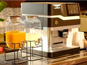 ★ロビーラウンジでのフリードリンクイメージ