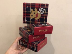 大人気福岡土産「めんべい」販売中!