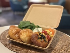 ご朝食【6:30〜10:00】テイクアウトの対応が可能。早朝の新幹線をご利用のお客様にもお勧めです。