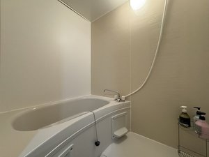 【リーフ】お部屋に専用のお風呂がございます。