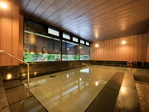 �j���嗁��