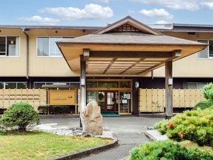 外観|人気の観光地「角島」から35分、三つの山に囲まれた関門の奥座敷