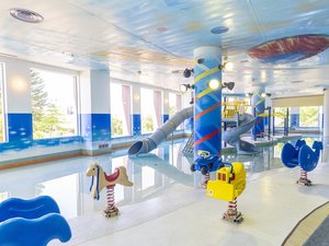 お子様用室内プール「アクアランド ソンテ」