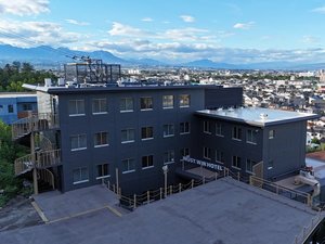 MUST WIN HOTEL̎{ݎʐ^1