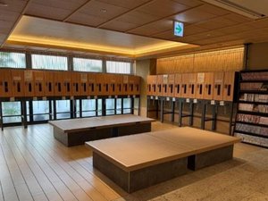 チェックイン前、チェックアウト後はお荷物をお気軽にセルフでお預けいただけます!