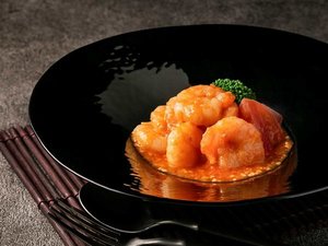 ローカルメニュー・福岡県産トマトと海老のチリソース