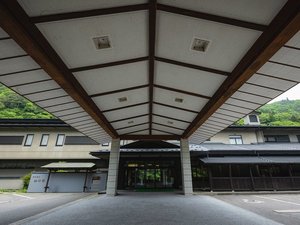 山水閣 玄関