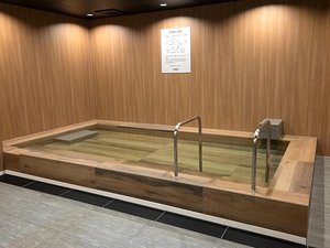 男性:15:00〜19:50女性:20:00〜23:00 客室にもユニットバスがございます