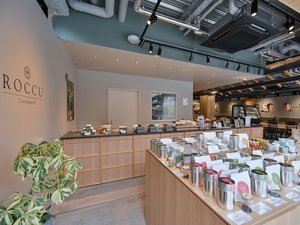 チョコレート専門店のショコラトリー6区は嬉野の中心街にありお土産にも最適です!
