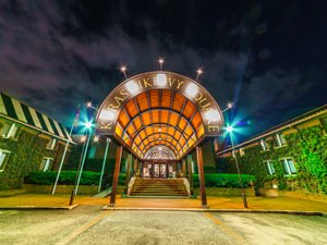 �y���R��:�q�~�E���ЁE��}�z�q�~�A�C�r�[�X�N�G�A