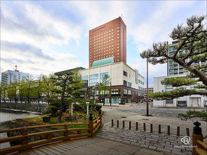 �y�O�ρz���鑤�i���O�j