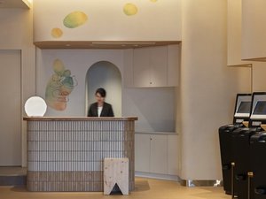 スタッフ