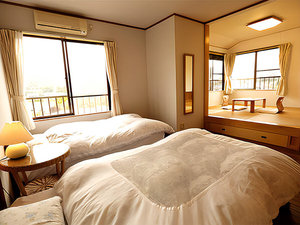 和ベッドタイプのお部屋は寝起きも楽々
