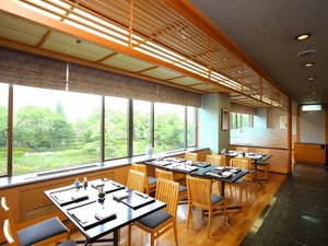 【日本料理 楠】季節ごとに旬の食材を取り入れたランチも人気。