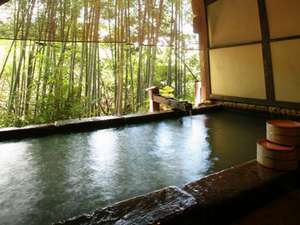 �y�F�{��:����E���c�E�c�̌��E�쏬���z�ӂ��Ɨ���