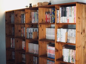 漫画も新旧取り揃えております