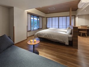 東扇ツイン+ソファーベッド コネクティングルーム