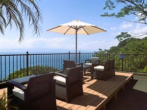 【2026年新設★外テラス】絶景の駿河湾を見ながらドリンクを一杯。。。