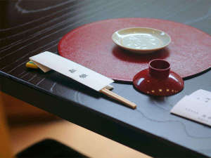 �y���j���z�����̂��j���₨�a�����B��؂ȋL�O���ɂӂ��킵�������ĂȂ��ɂƂ߂܂��B