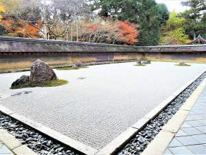 龍安寺(電車やバスで約40分)