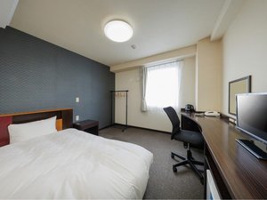 ◆ビジネスシングルルーム◆客室面積:15平米◆ベッドサイズ:110×206cm