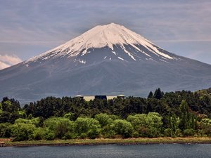 留守ヶ岩からの富士山(自転車で約15分)