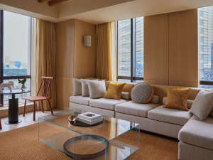 �U �V���W���N�X�C�[�g