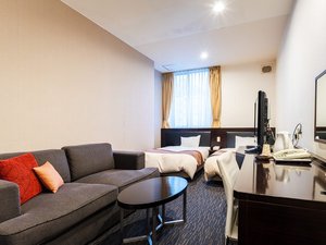 【ツインルーム】気の合う友人や、カップルに人気♪ ごゆっくりお寛ぎください。