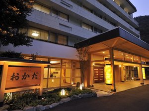 ホテルおかだ外観