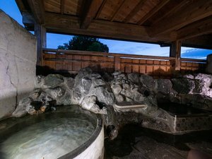 【客室露天風呂】源泉かけ流し100%の温泉を客室でもご堪能いただけます