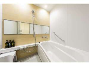 デラックスダブル・ツインルームはバス、トイレがセパレートタイプでございます。