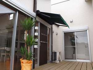 �y��������:��q���zHotel SANDAL WOOD���z�e���T���_���E�b�h��