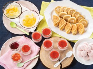 �������n���j���[���I���W�i���f�U�[�g