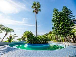 流れるプール(夏季限定)