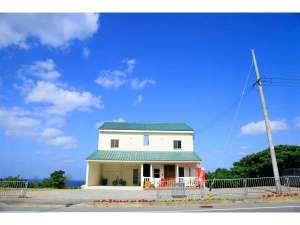 【沖縄県北部の長期滞在向けアパートメントホテル】ROCONIA TERRACE