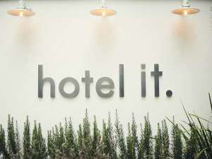 hotel it.Ŕ
